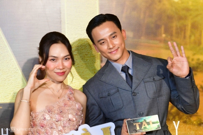 Mỹ Tâm và Mai Tài Phến ở buổi công chiếu phim hôm 2/3 tại TP HCM. Ảnh: Thanh Tùng