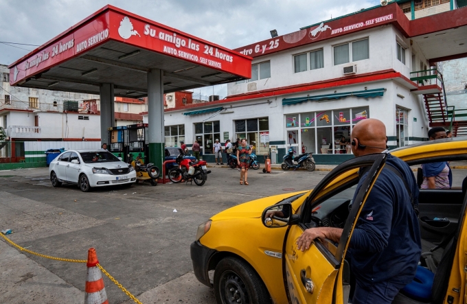 Một trạm xăng ở thủ đô Havana, Cuba ngày 9/1/2024. Ảnh: AFP