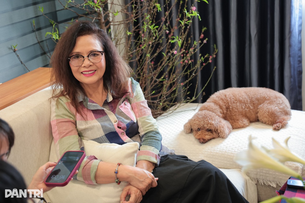 NSND Minh Châu tuổi 70: Nhận lương hưu 6 triệu đồng/tháng, ở nhà thuê 70m2 - 1