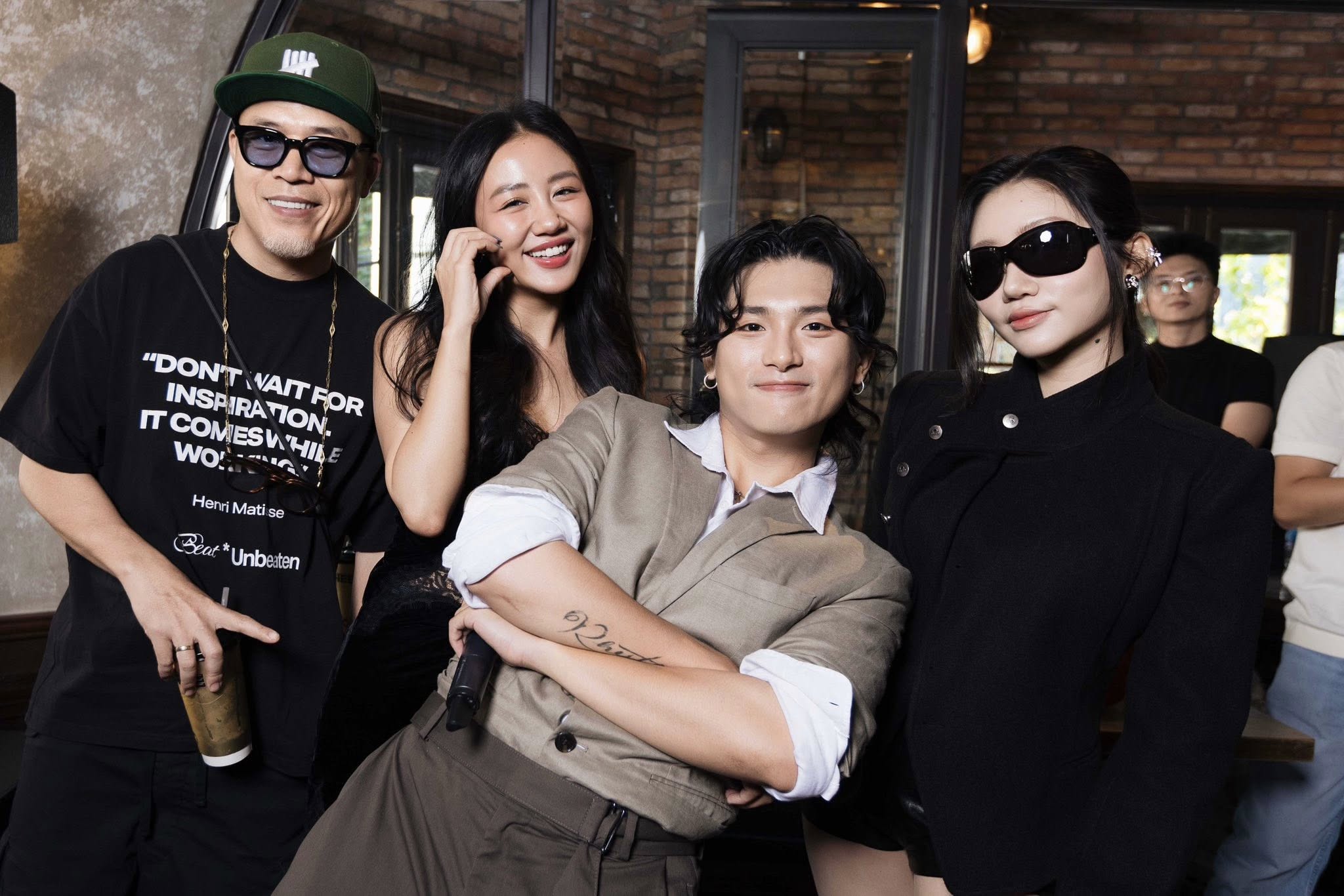 Nam ca sĩ 'ở ẩn' 2 năm, được Văn Mai Hương, Mono ủng hộ ngày trở lại 3 Nam ca sĩ ở ẩn - Ảnh 3.