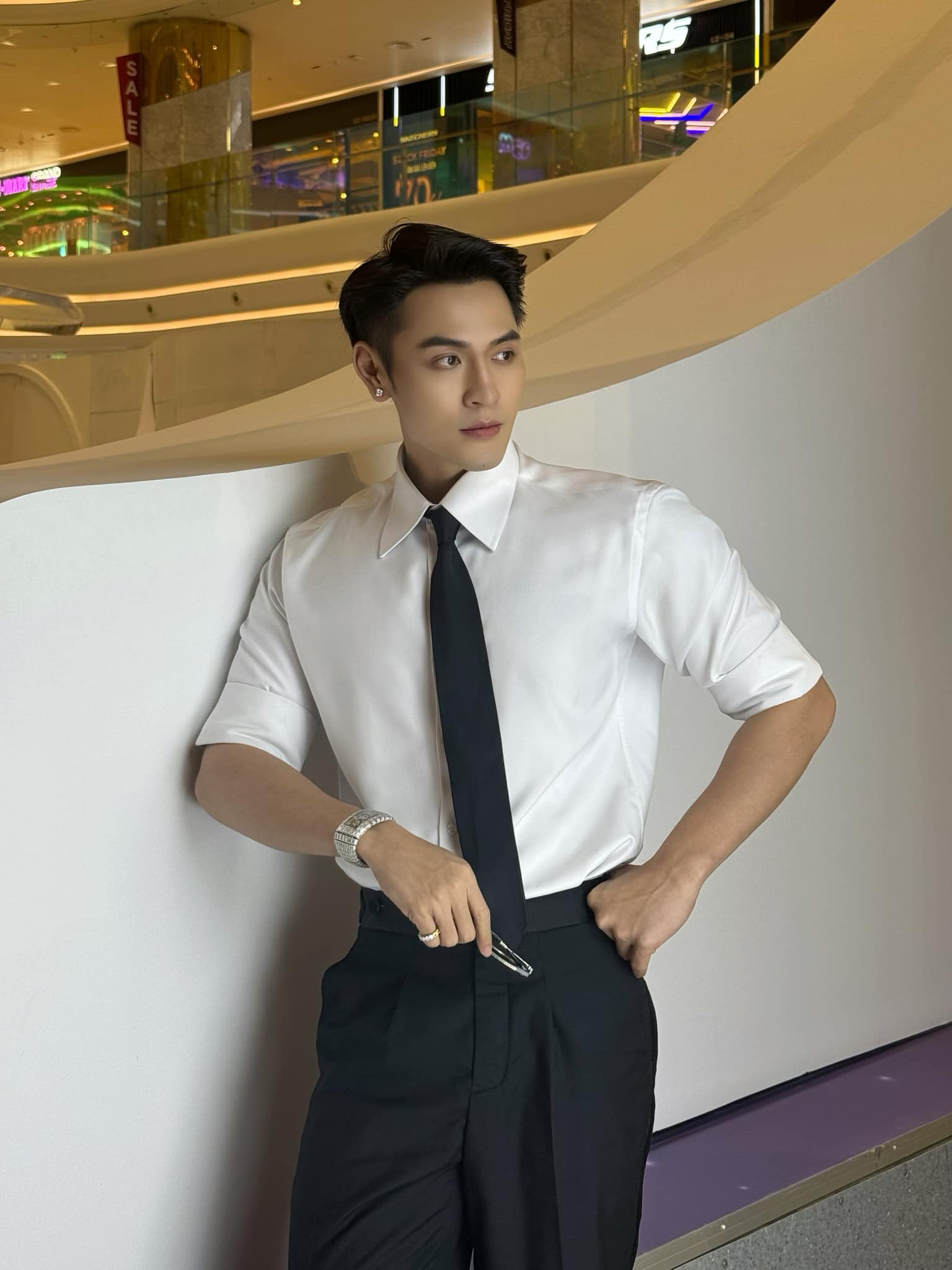 Nam diễn viên Việt bị trợ lý trộm gần 400 triệu, 2 năm sau chạm mặt còn xảy ra cảnh trớ trêu hơn- Ảnh 1.