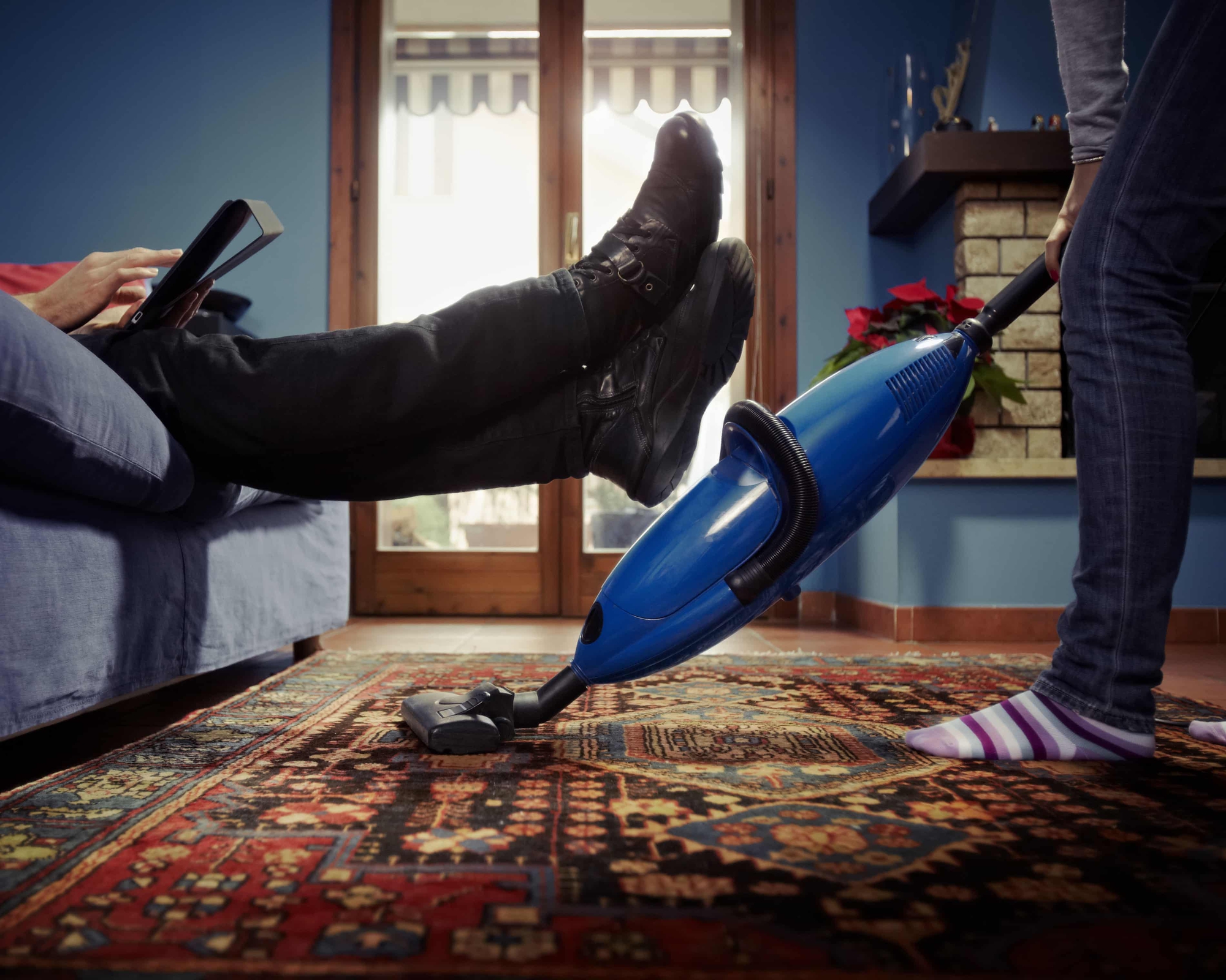 Nam giới Gen Z gia trưởng gấp đôi thời ông bà- Ảnh 2.