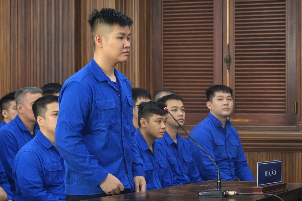 Nam sinh đột nhập bảo tàng ở Quảng Trị trộm súng rồi đem về giấu ở TPHCM - 1