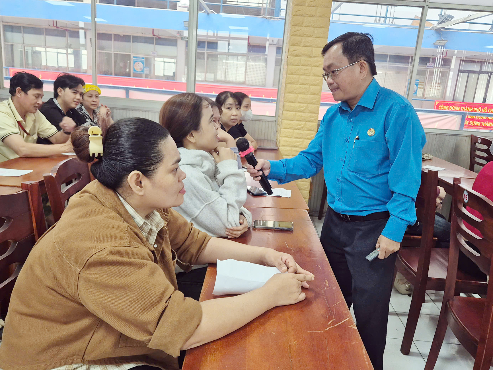 Ngăn chặn phân biệt đối xử với lao động nữ - Ảnh 1.