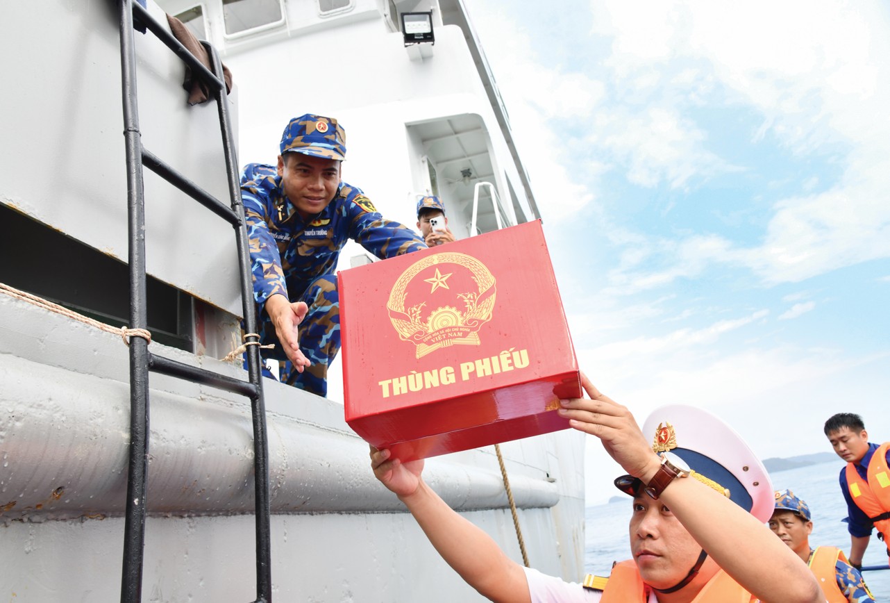 bầu cử - Ảnh 1.