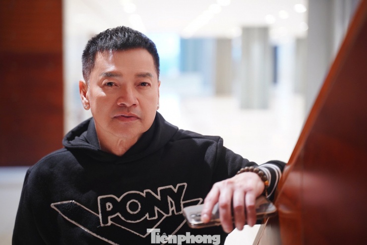 Nghệ sĩ Quang Minh ở tuổi 66: ‘Tôi tốn nhiều tiền mua mỹ phẩm’ - 1