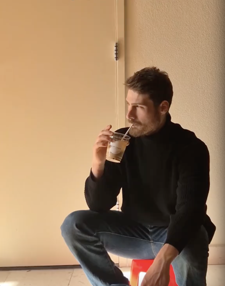 Nghiện cà phê Việt nhưng khách Tây nhất quyết phải có thêm 1 thứ đặc biệt thì uống mới ngon- Ảnh 1.