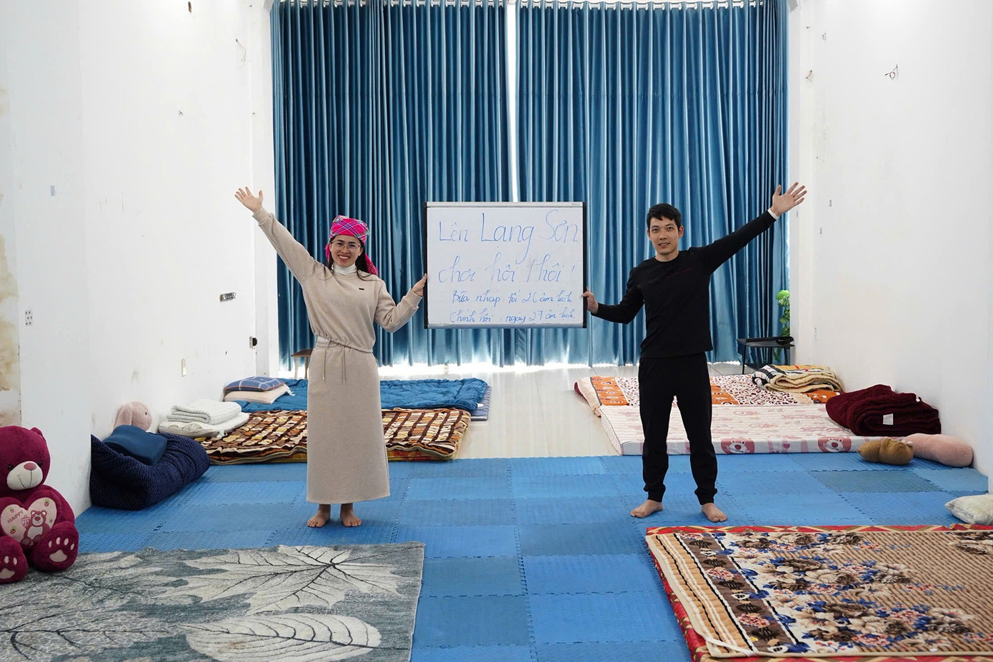 Người Lạng Sơn dọn nhà, sắp cỗ, mời du khách ăn ở miễn phí- Ảnh 1.