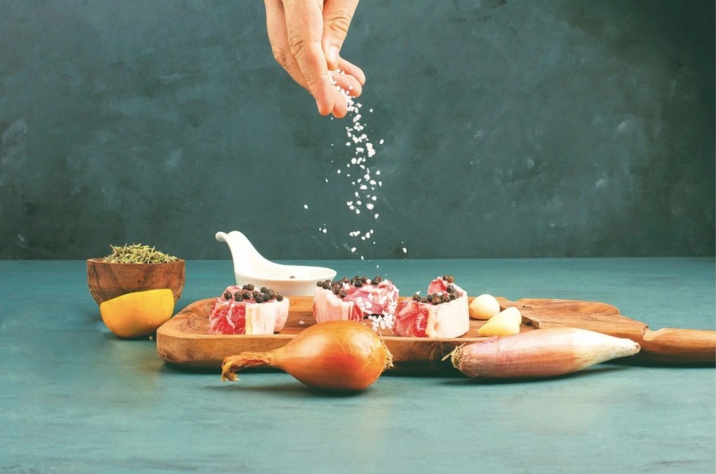 Người Việt ăn mặn - “đường tắt” dẫn đến nhiều bệnh nguy hiểm - 1