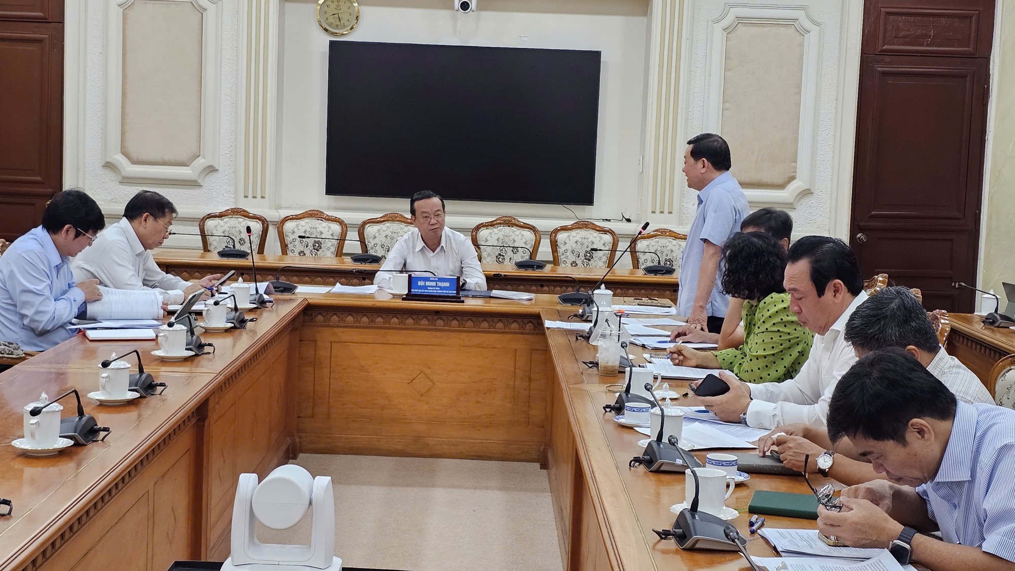 Người dân đặc biệt quan tâm đến việc cấp sổ hồng- Ảnh 1.