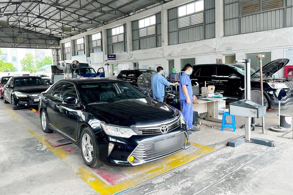 Người dân sắp đi đăng kiểm cần biết ngay thay đổi này- Ảnh 1.