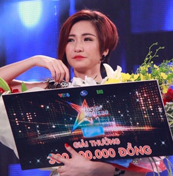 Hai quán quân Học viện Ngôi sao: Người nổi đình đám, người đi hát dạo- Ảnh 1.