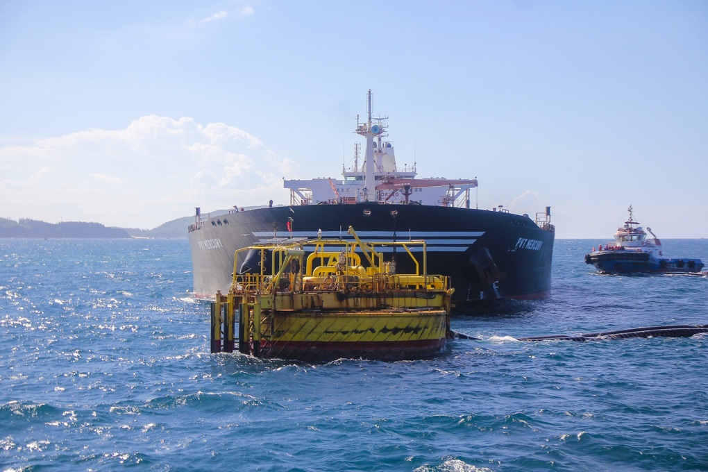 Nguồn cung xăng dầu vẫn đảm bảo, PVN và Petrolimex đồng loạt kiến nghị gấp - 2