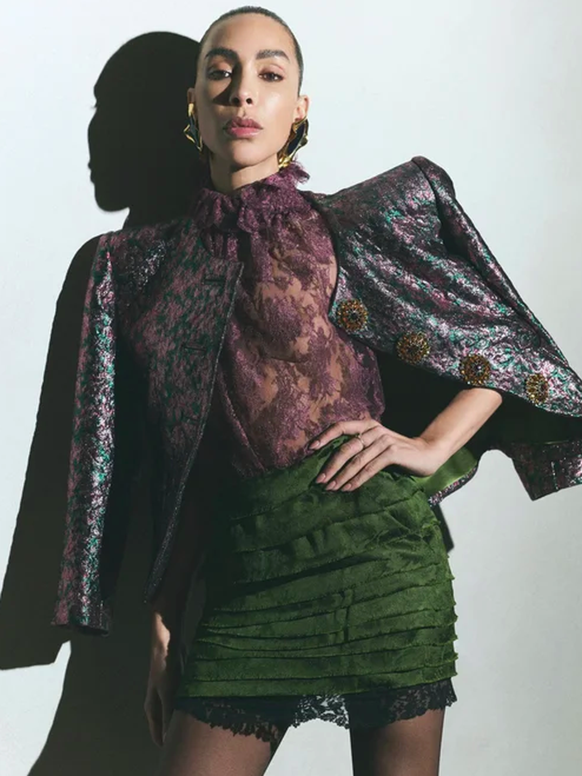 Nhan sắc nóng bỏng của người mẫu chuyển giới từng hẹn hò Mbappé - 8