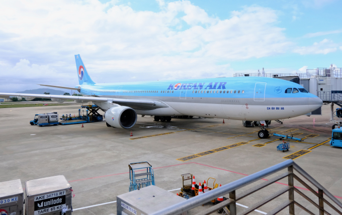 Máy bay của một hãng quốc tế đỗ tại sân bay quốc tế Đà Nẵng. Ảnh: Nguyễn Đông