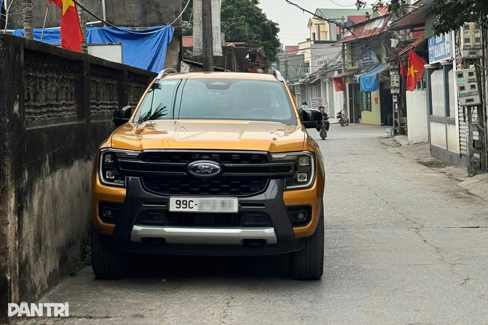 Nhiều người dùng xe bán tải rao bán, có cả xe vừa mua - 2