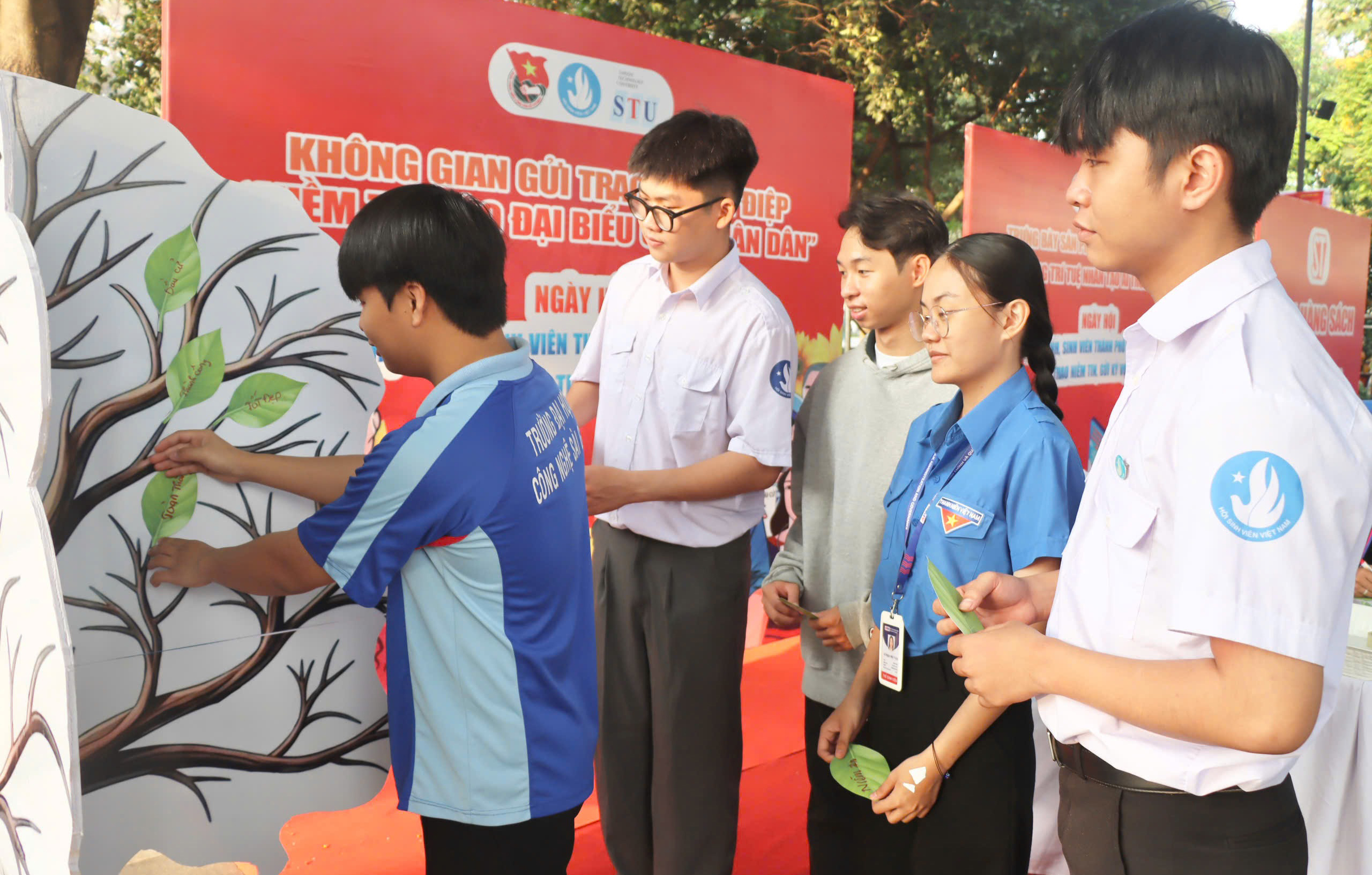 lá phiếu - Ảnh 1.