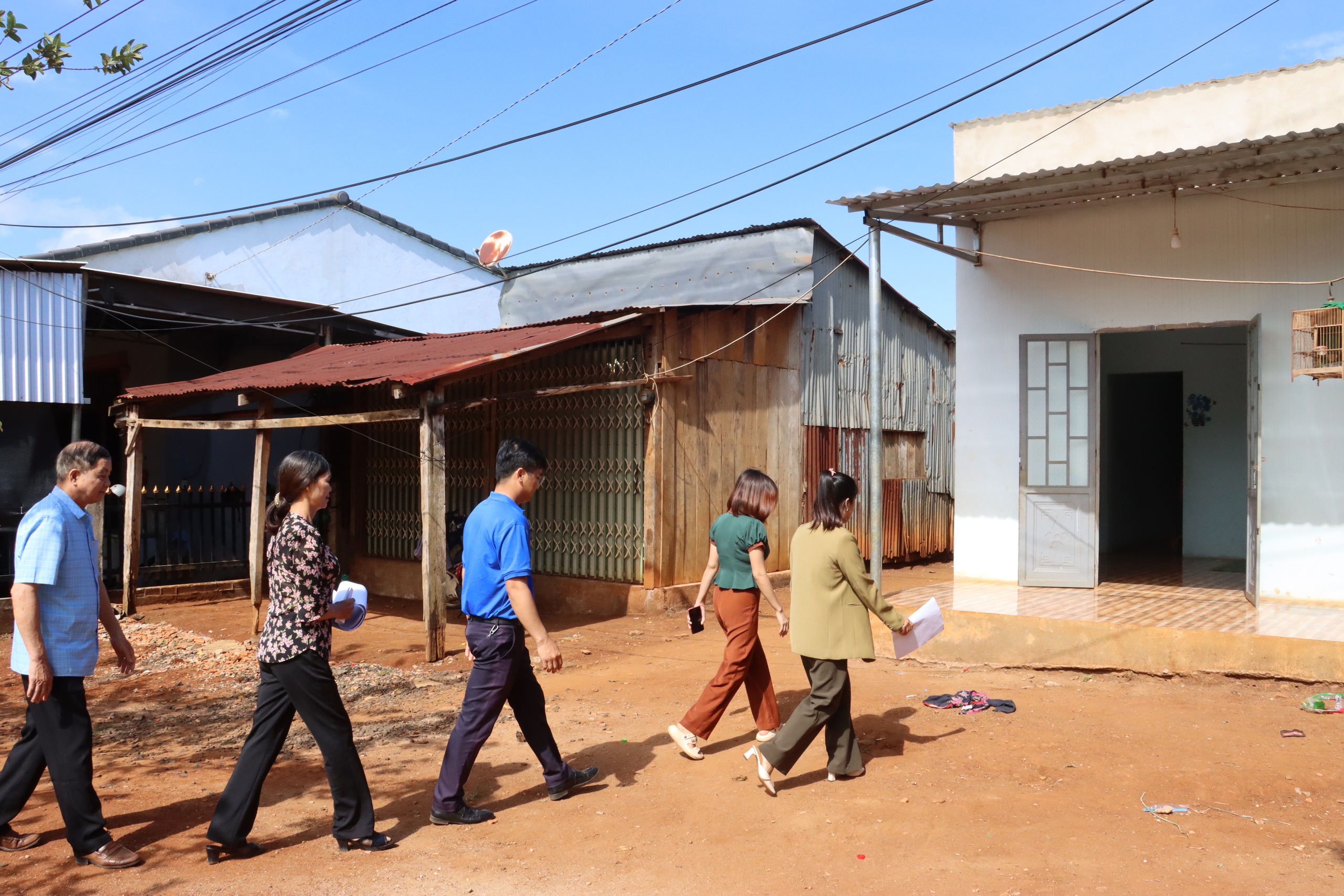 Để cử tri là người yếu thế được tham gia ngày hội bầu cử - Ảnh 1.