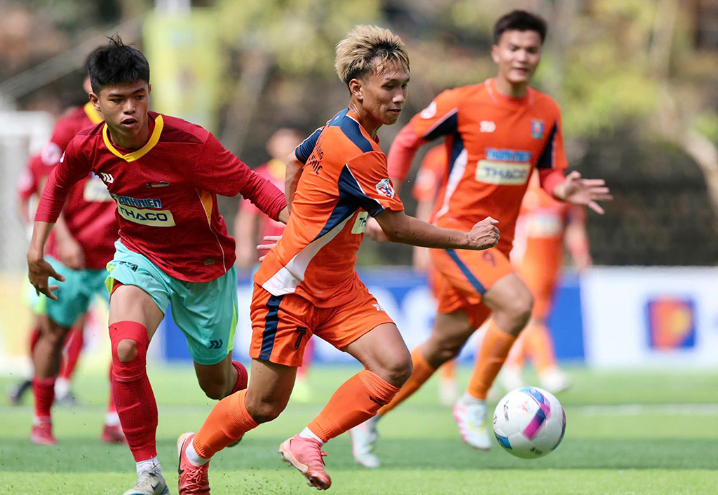 Nụ cười trở lại với chàng tiền vệ xuất sắc- Ảnh 1.