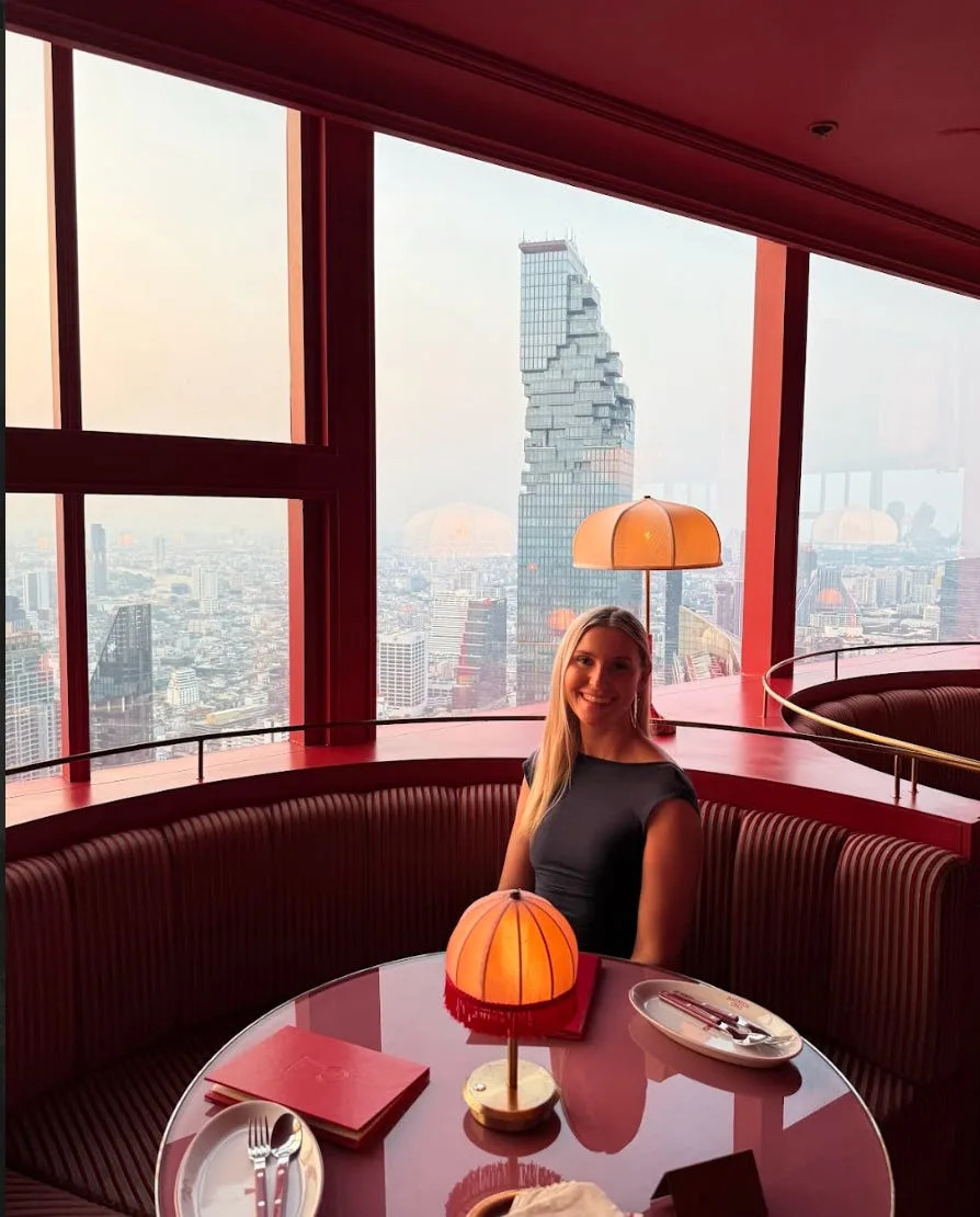 Tiền lương không đủ trả tiền nhà, cô gái 28 tuổi quyết định nghỉ việc: Nước đi tiếp theo không ai ngờ đến- Ảnh 1.