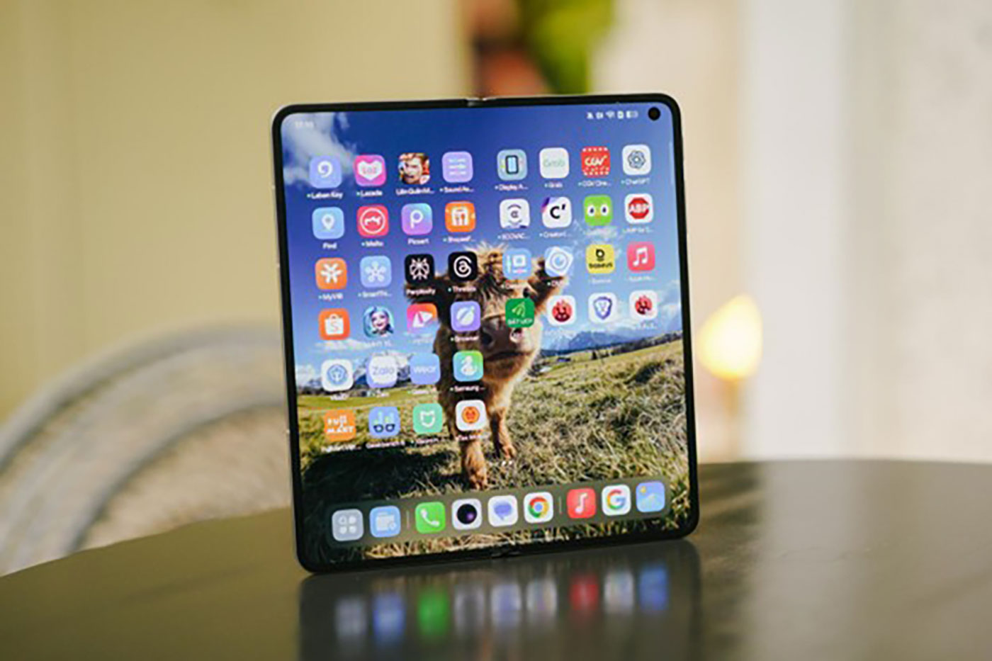 OPPO đem chiếc điện thoại gập tân tiến Find N6 tới Việt Nam - Ảnh 1.