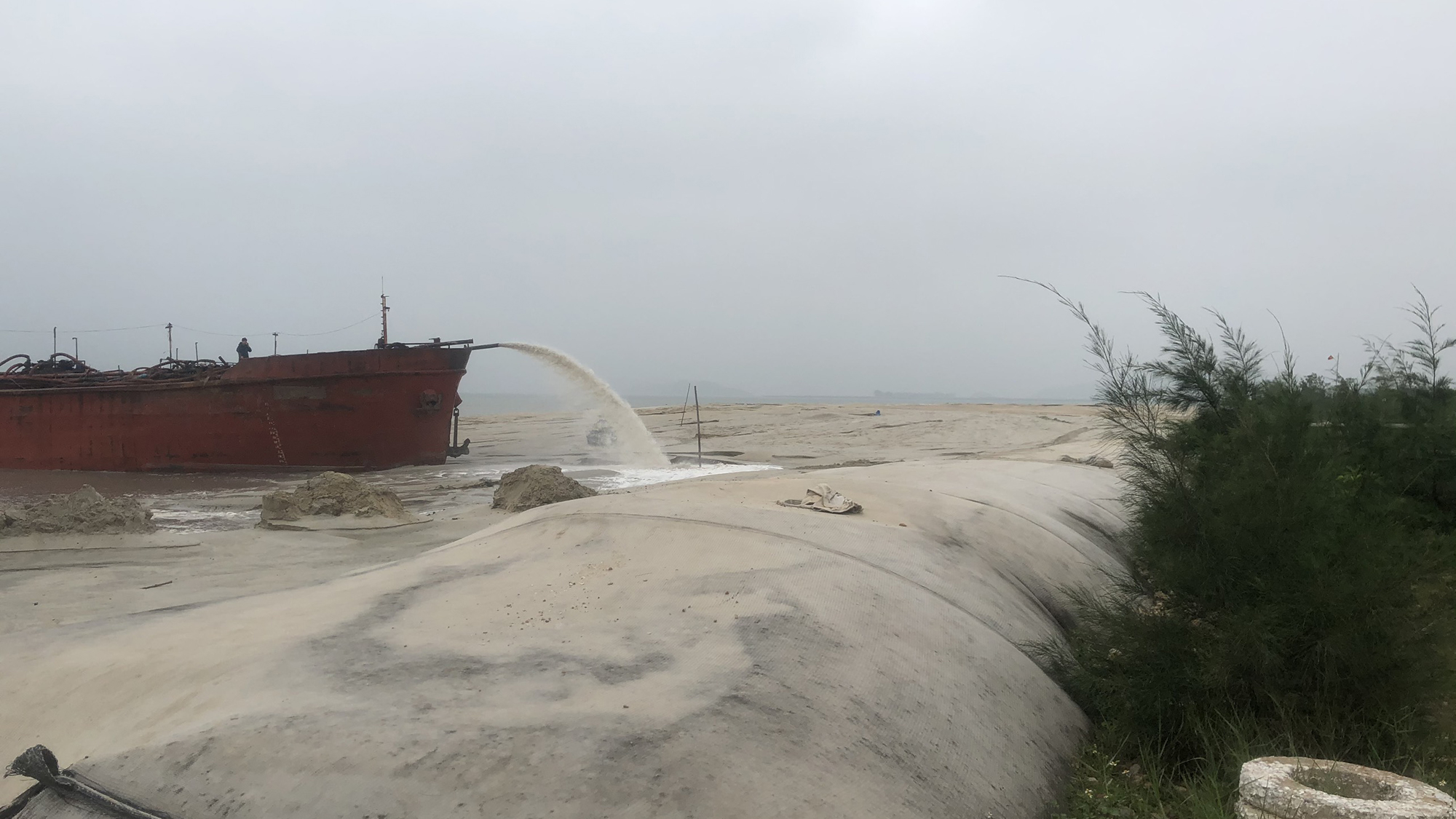 Ông trùm cát lậu Quảng Ninh vừa ‘sa lưới’ là ai?- Ảnh 2.