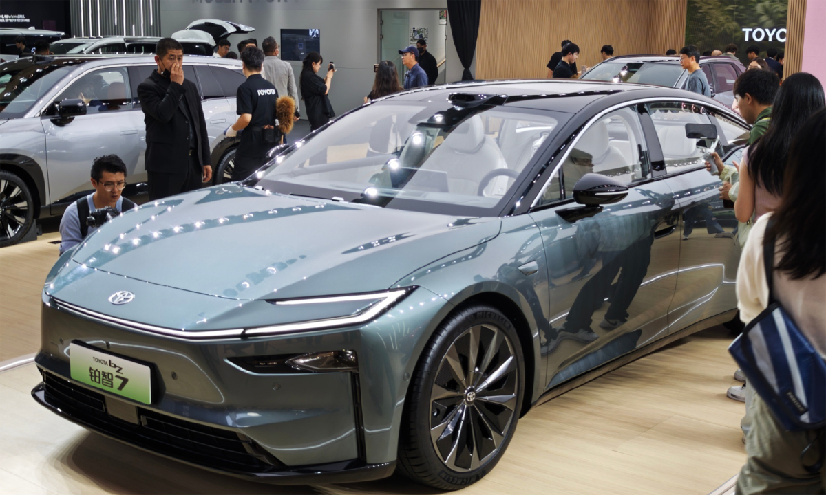 Oto dien Toyota cong nghe Trung Quoc hut khach