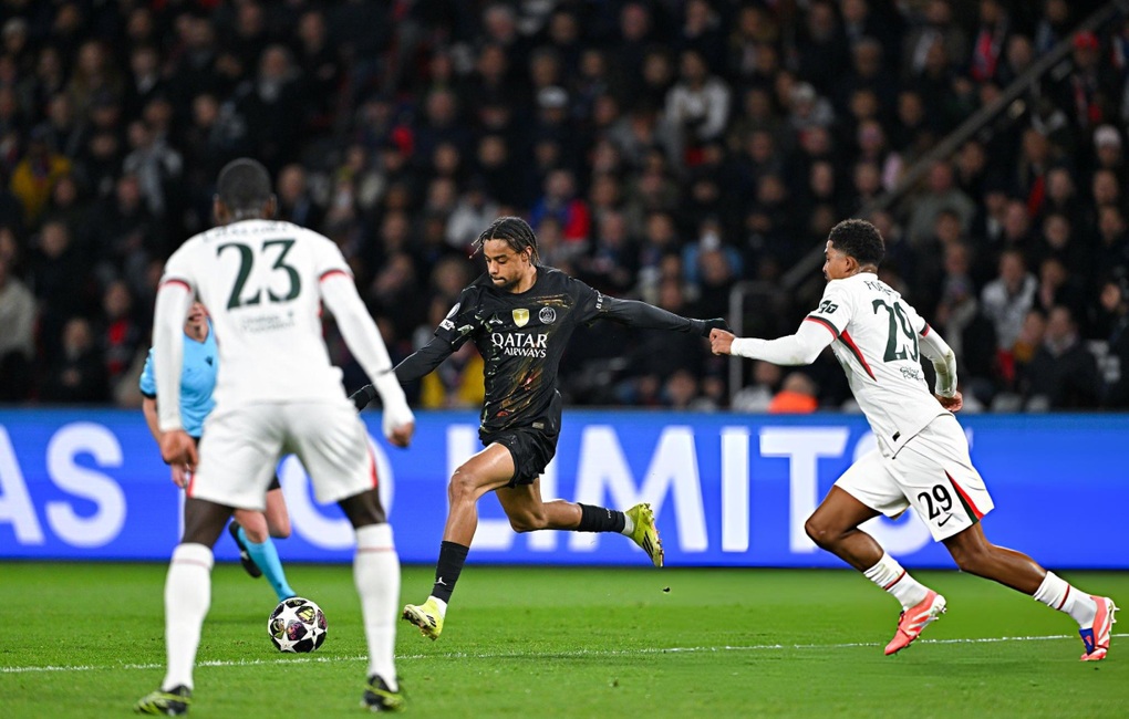 PSG hạ gục Chelsea trong “cơn mưa bàn thắng” tại Paris - 1