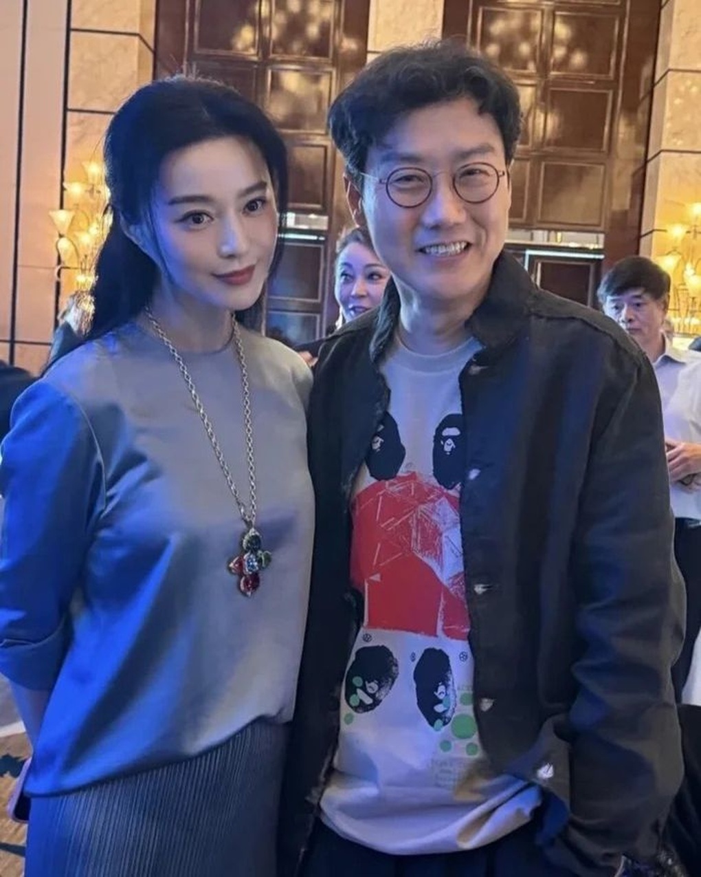 Phạm Băng Băng vướng nghi vấn hẹn hò đạo diễn “Trò chơi con mực” - 1