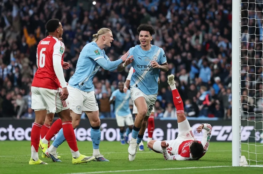 Phản ứng của HLV Pep Guardiola sau khi Man City đánh bại Arsenal - 1