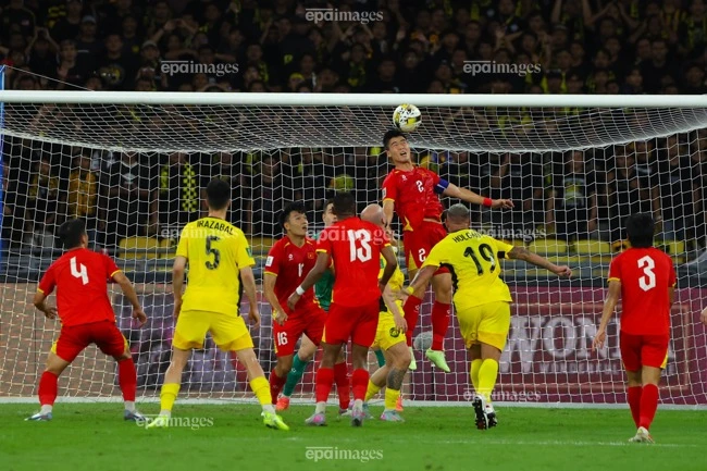 phan-ung-cua-vff-ve-su-im-lang-kho-hieu-cua-afc-vu-7-cau-thu-nhap-tich-malaysia (2).jpg