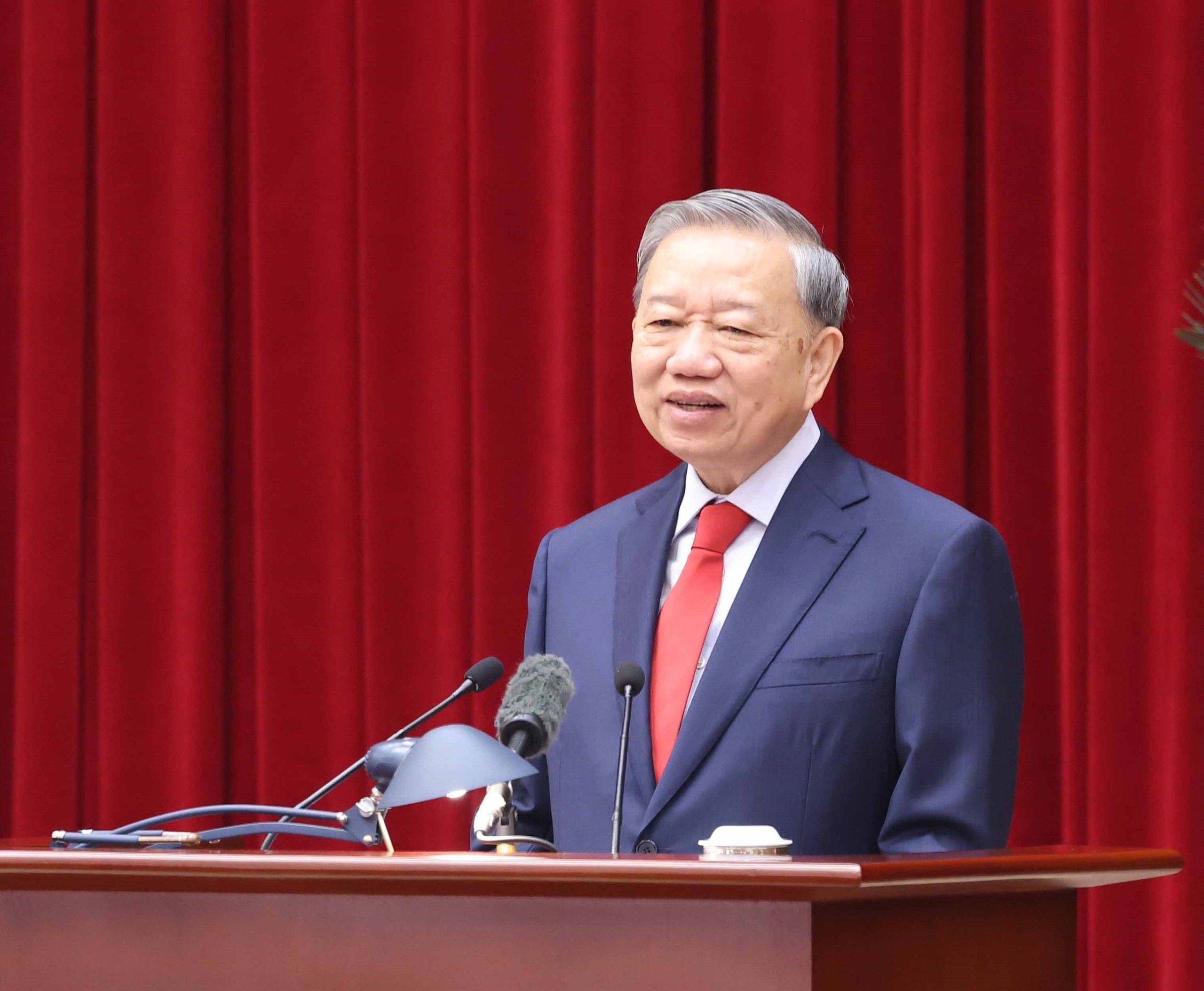 Phát biểu khai mạc Hội nghị Trung ương 2 khóa XIV của Tổng Bí thư Tô Lâm - Ảnh 1. Phát biểu khai mạc Hội nghị Trung ương 2 khóa XIV của Tổng Bí thư Tô Lâm - Ảnh 1.