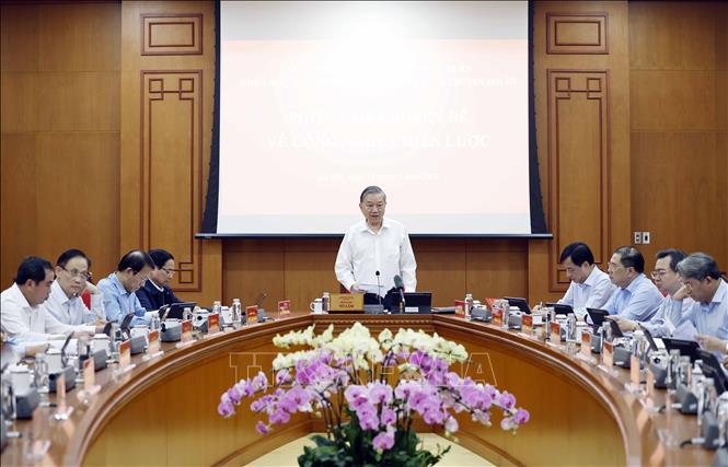 Tổng Bí thư Tô Lâm: Phát triển công nghệ chiến lược là việc không thể chậm trễ - Ảnh 1.