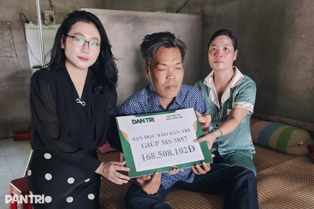 Phép màu đến với người vợ chuốt cọng dừa nuôi chồng suy thận, con mù loà - 1