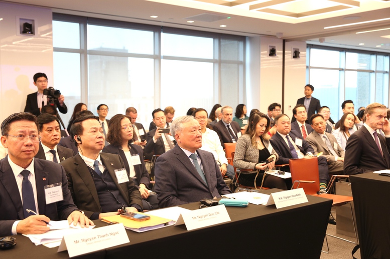 Phó thủ tướng thường trực sang Mỹ kêu gọi đầu tư vào trung tâm tài chính từ quỹ Warburg Pincus - Ảnh 1.