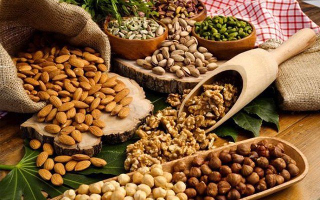 Ngũ cốc nguyên jhạt cũng là nguồn kẽm quan trọng trong chế độ ăn của người cao tuổi. Ảnh minh họa