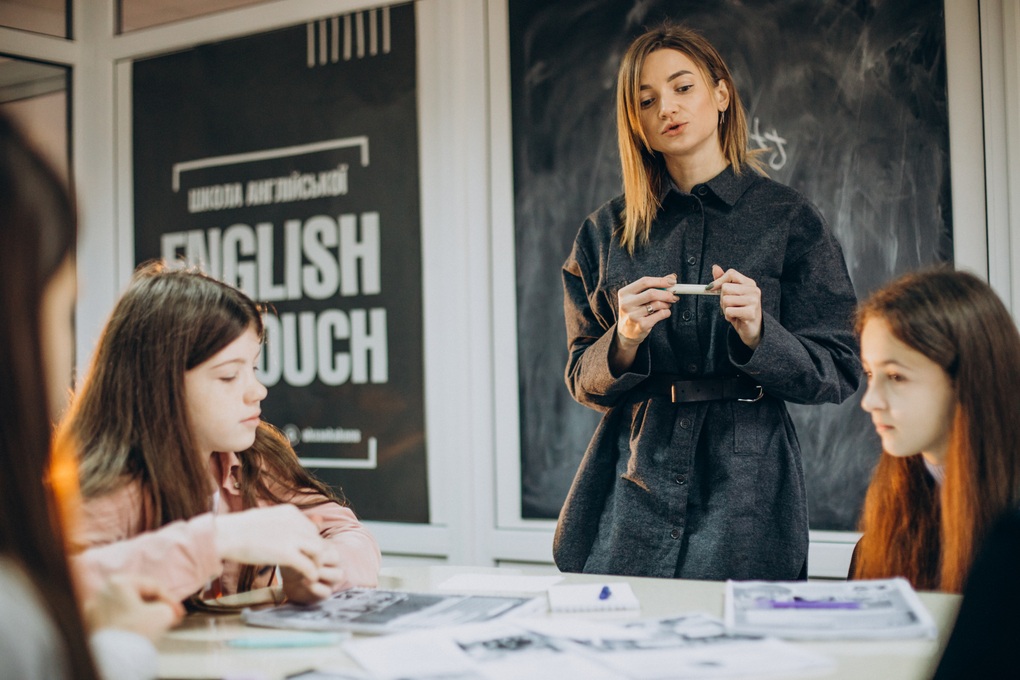 Phụ huynh là nguyên nhân chính khiến nhiều giáo viên... bỏ nghề - 1