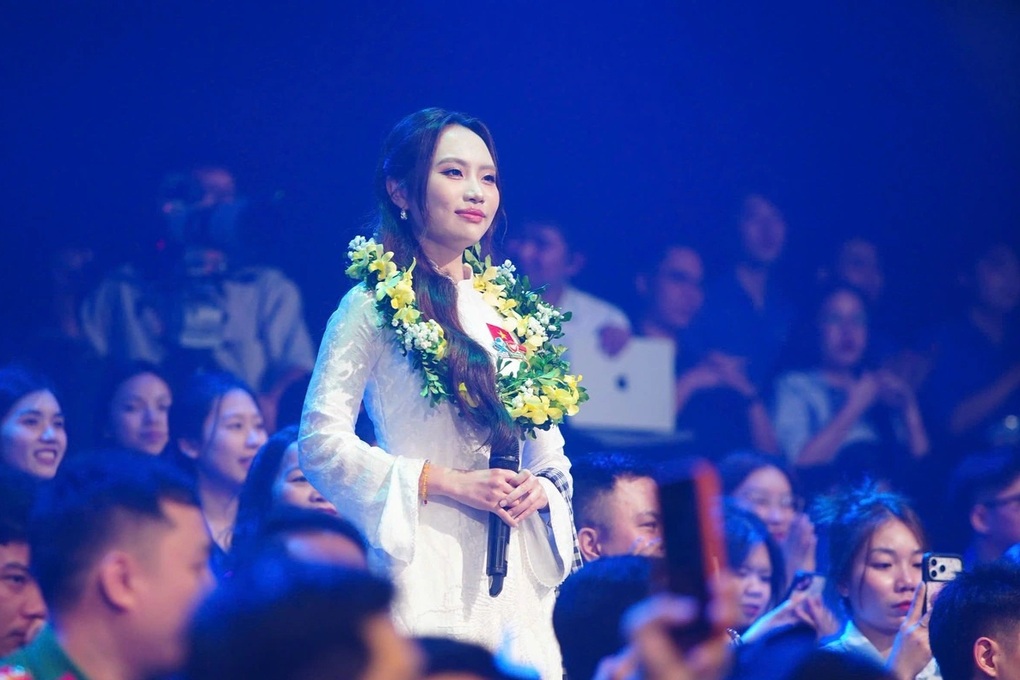 Phương Mỹ Chi tiết lộ nhiệm vụ đặc biệt được Thủ tướng giao - 1