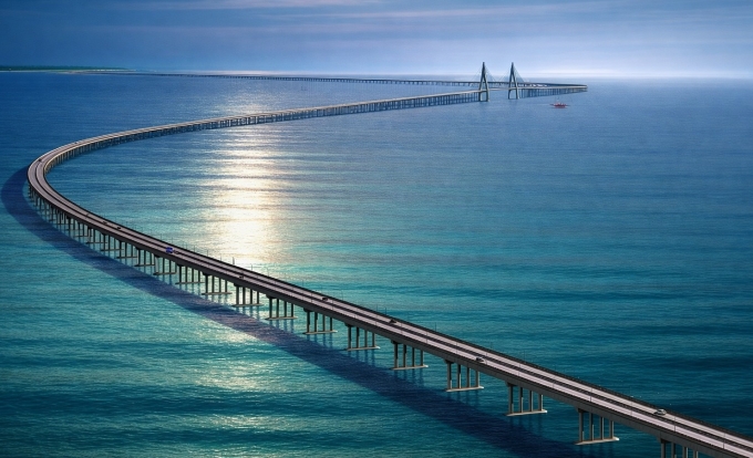 Thiết kế đoạn đi trên biển bằng cầu có mặt cắt ngang 27 m, gồm 6 làn xe cơ giới. Ảnh: Vingroup