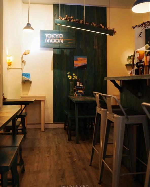 Quán cà phê ở TPHCM không cho khách ngồi quá 1,5 tiếng sắp dừng kinh doanh- Ảnh 1.