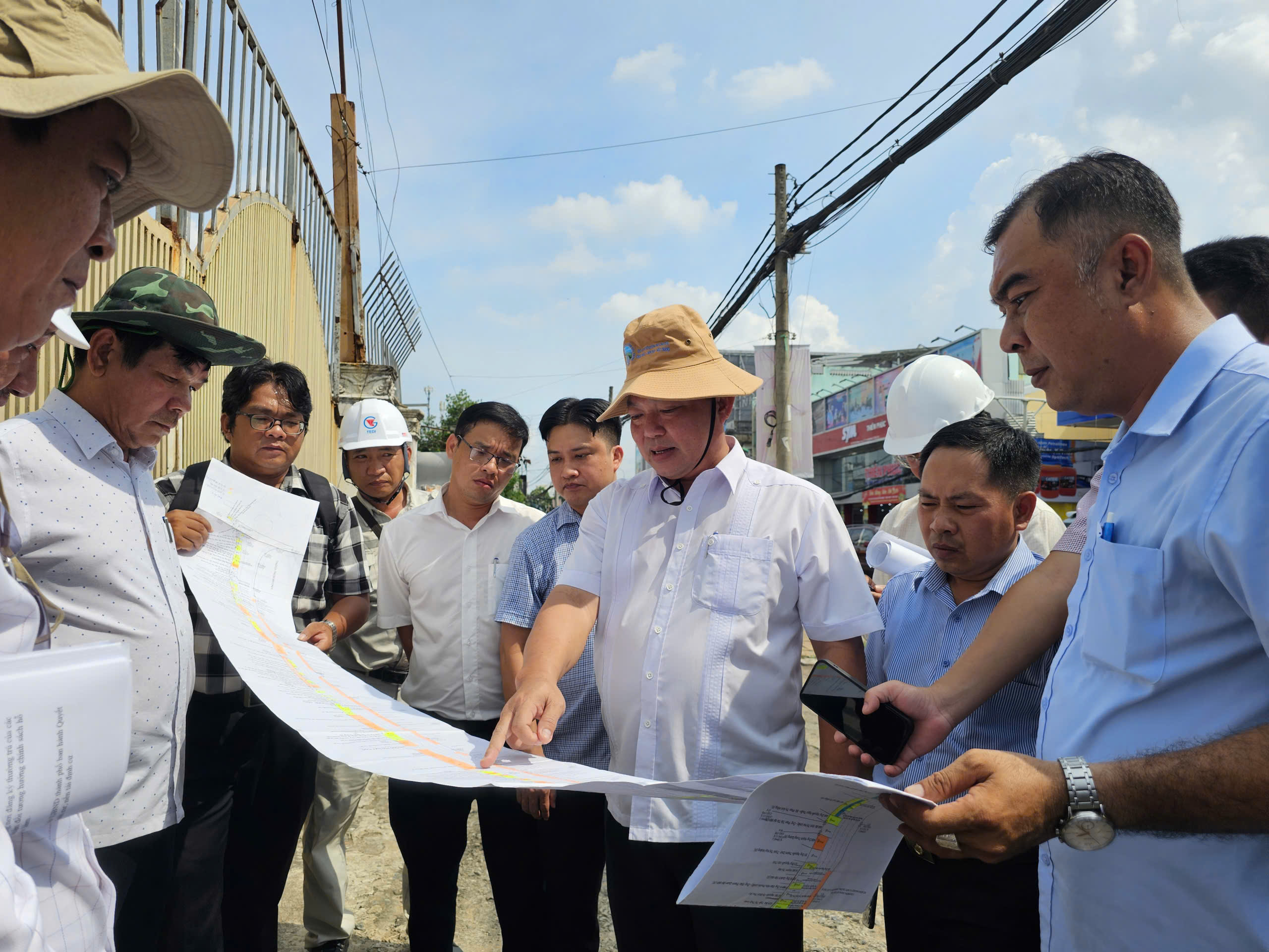 Quốc lộ 91 hơn 7.200 tỉ thi công 5 tháng chưa tới 1%, lãnh đạo Cần Thơ chỉ đạo 'nóng' 1 Quốc lộ 91 - Ảnh 1.