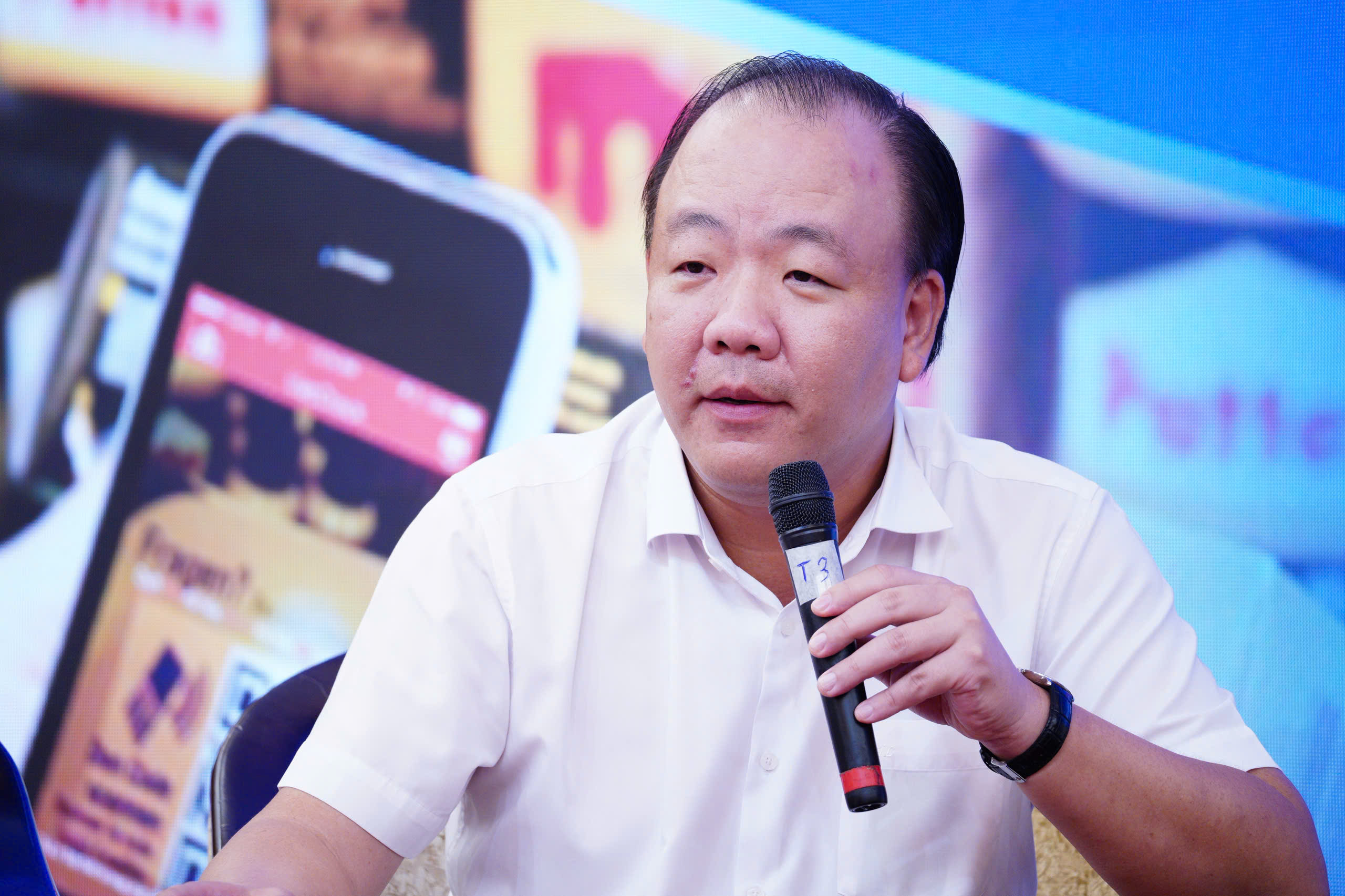 Quỹ bình ổn xăng dầu chỉ còn đủ 15 ngày nếu tiếp tục chi như hiện nay - Ảnh 1.