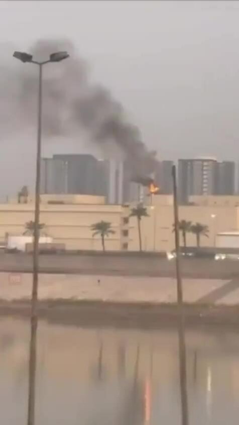 Đại sứ quán Mỹ ở Iraq 'bị tên lửa bắn trúng'