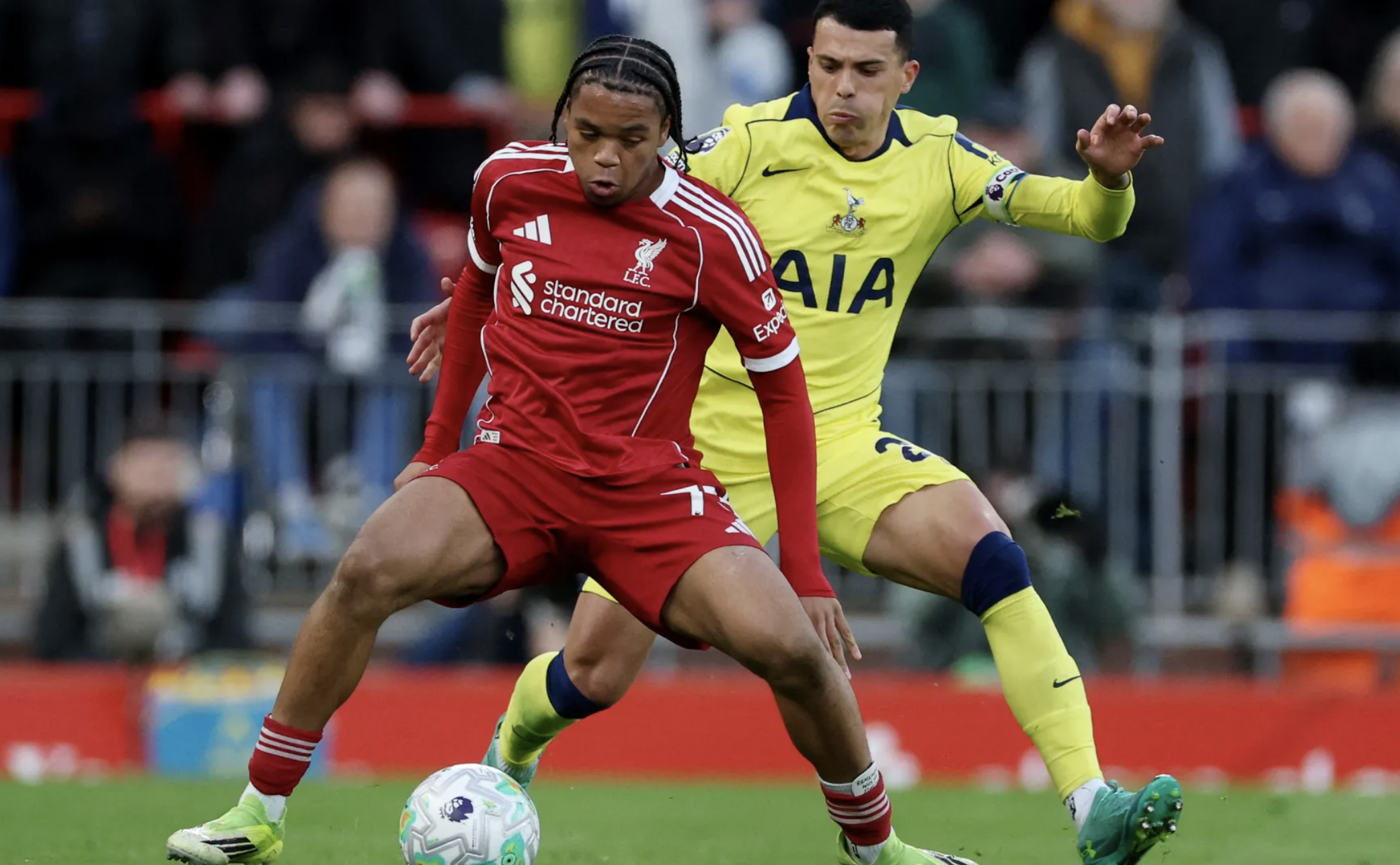 Richarlison ghi bàn phút 90, Tottenham chia điểm Liverpool tại Anfield - Ảnh 1.