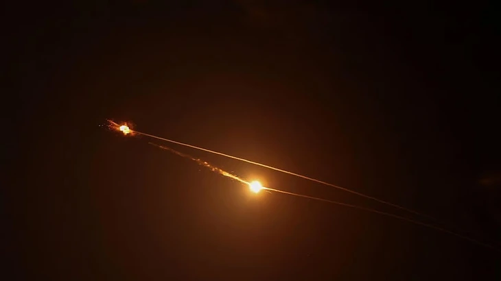 Rộ tin Israel sắp hết tên lửa đánh chặn, Tel Aviv lên tiếng 1 Israel - Ảnh 1.