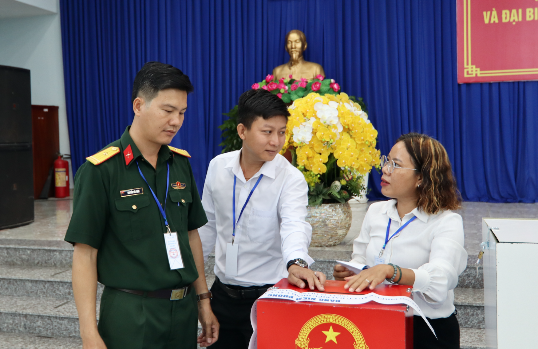 Cử tri xã đảo Thạnh An hào hứng tham gia bầu cử đại biểu Quốc hội năm 2026 - Ảnh 1. Cử tri xã đảo Thạnh An hào hứng tham gia bầu cử đại biểu Quốc hội năm 2026 - Ảnh 1.