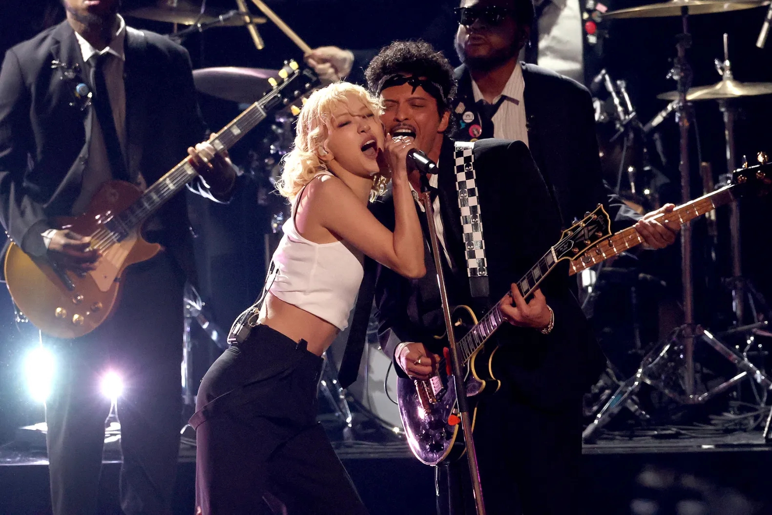 Mỹ nhân đẹp nhất thế giới sự nghiệp lên thẳng 1 đường: Vừa tách nhóm đã liên tục làm nên lịch sử, quá khứ bất công đi vào dĩ vãng- Ảnh 2.