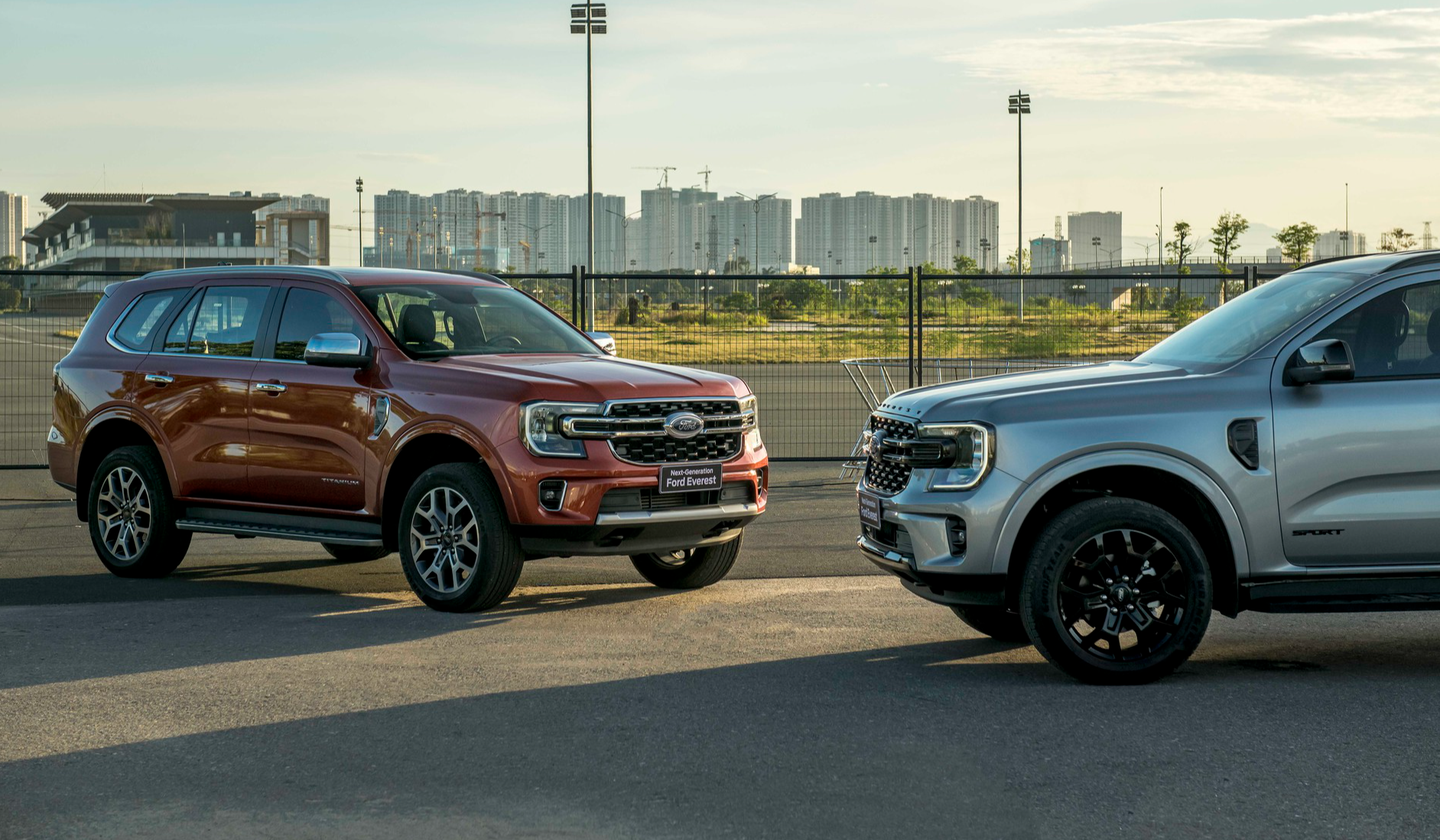 SUV bán chạy nhất của Ford tại Việt Nam dính lỗi phần mềm, triệu hồi 33 xe - Ảnh 1.