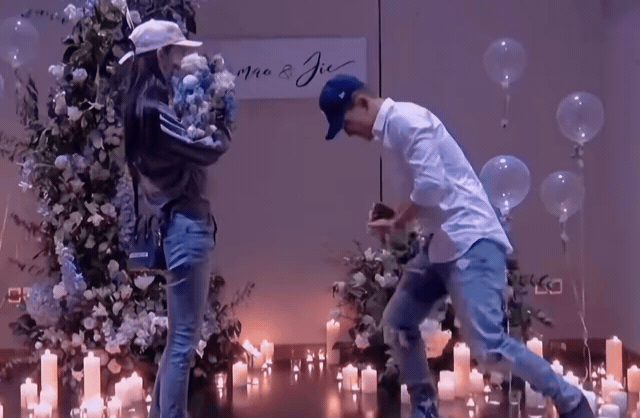 Sao nữ cưới sĩ quan đặc công 