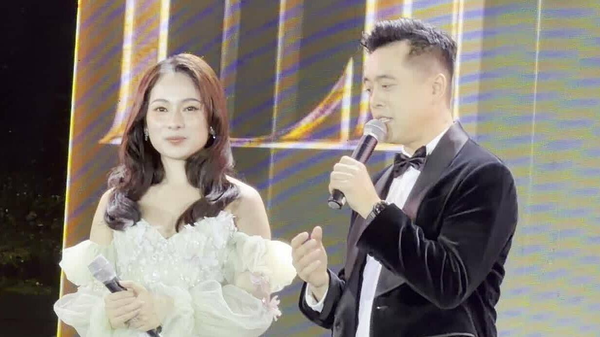 Nhạc sĩ Dương Khắc Linh, Sara Lưu thông báo có thêm hai con gái